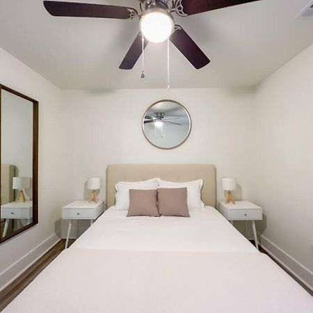 Апартаменти 2Br Cedar Lane Road Retreat At Swamp Rabbit Trail! Грінвілл Екстер'єр фото